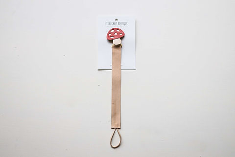 Petal Craft Leather Dummy Chain