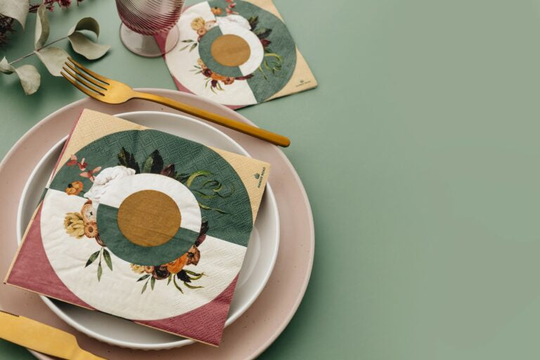 Manor Road Flora Napkin Luncheon